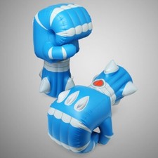 ThinkGeek Giant Robot Battle Fists -Two Fisted Super Robot Action BRAND NEW RARE