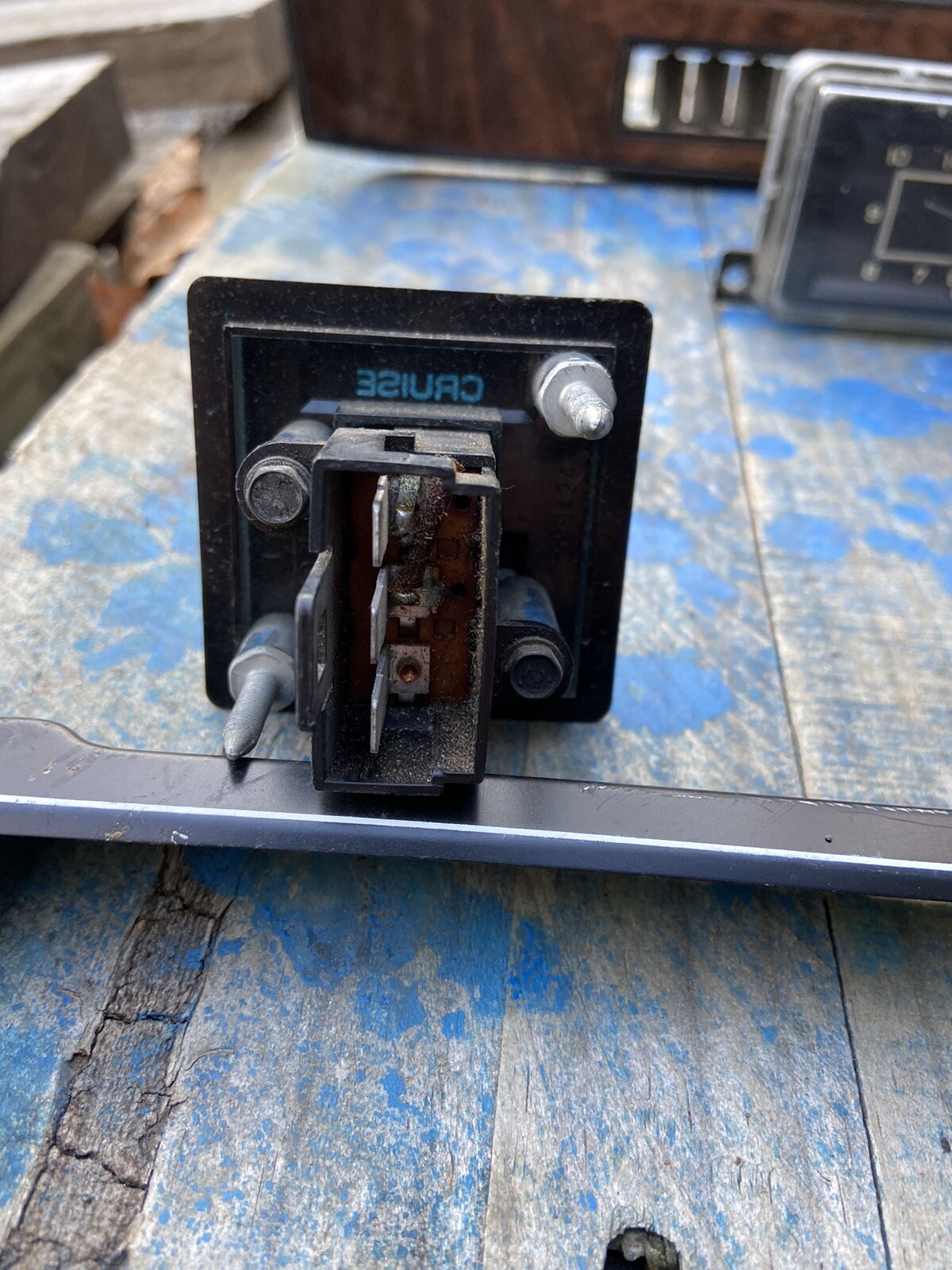 197880 Cutlass Supreme Cruise Control Dash Switch eBay