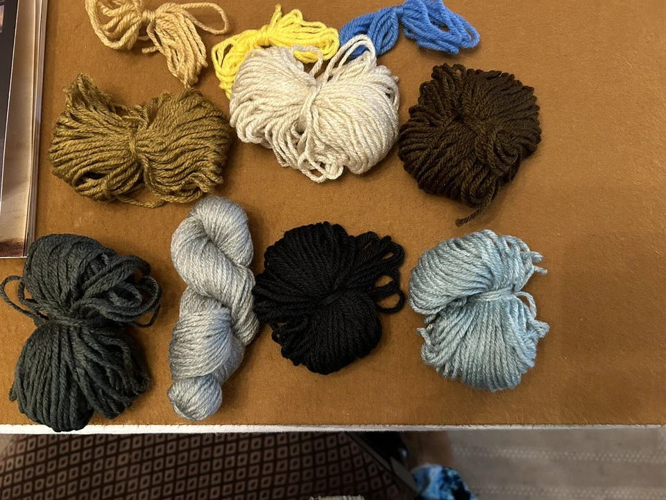 Star Wars: The Mandalorian Crochet Kit ;; - Image 3 of 4