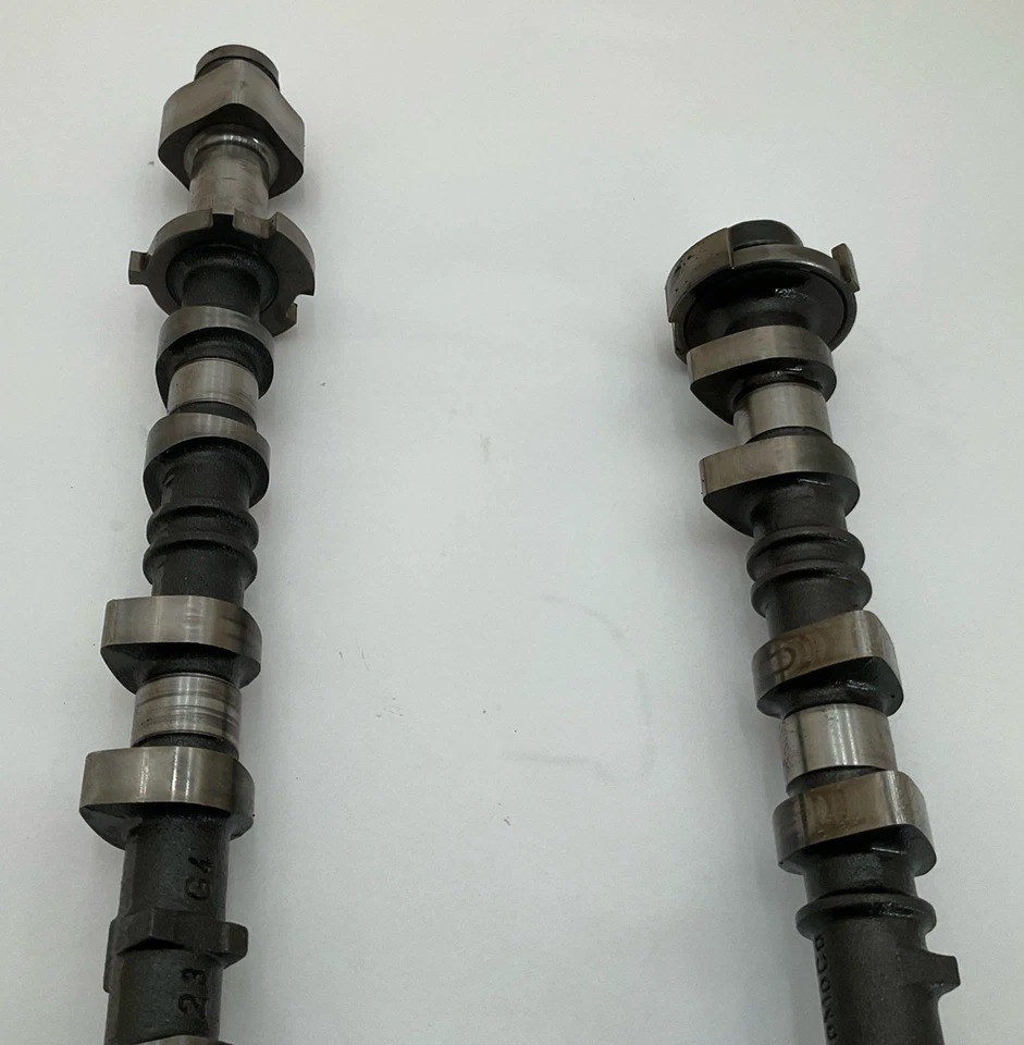 Árboles de levas Ford Mustang 2015-2020 admisión y escape vendidos como un conjunto OEM Foto 3 de 4