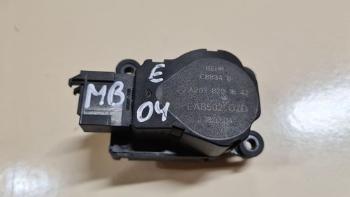 Mercedes-Benz E W211 2004 Stellmotor Heizung Klima A2038201642 Diesel VLU944