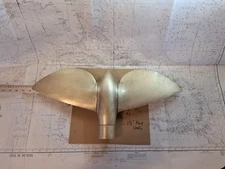 MaxProp Classic 22 " diameter, 1 1/4" shaft diameter. Beautiful Condition 