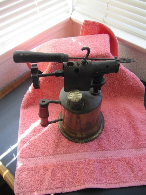 VINTAGE TURNER BRASS BLOW TORCH AND VINTAGE SOLDERING IRON