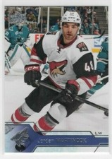 Jordan Martinook 16-17 Upper Deck Series One Base Common #10 Arizona Coyotes