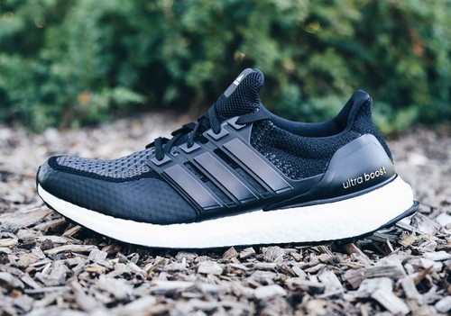 Adidas Men's Ultra Boost Sz 10.5 New 