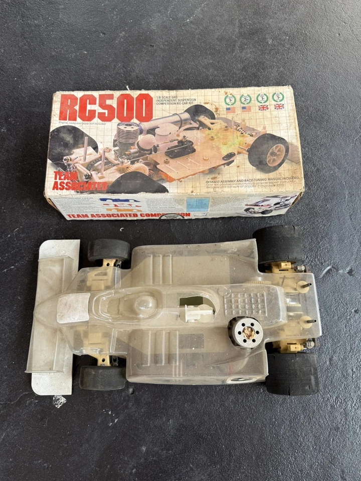 Team Associated - RC500 (80s Vintage/Collectors Remote Control Car) - image 1 of 2