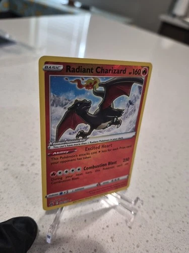 Radiant Charizard 020/159 Crown Zenith Holo