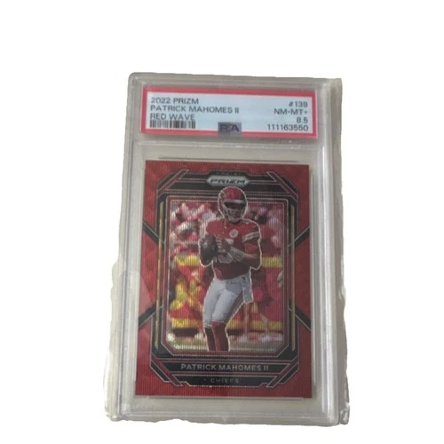 Panini 2022 Prizm Patrick Mahomes II #139 Red Wave Prizm /149 PSA 8.5