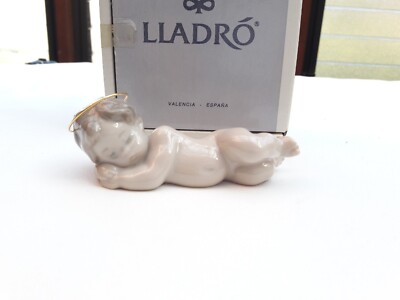 LLADRO Little Jesus Porcelain Figurine W Box Christmas Baby