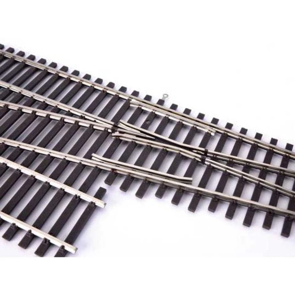 Walthers HO Code 83 #6 Single Crossover Turnout Left Hand 948-83075 - Image 2 of 3