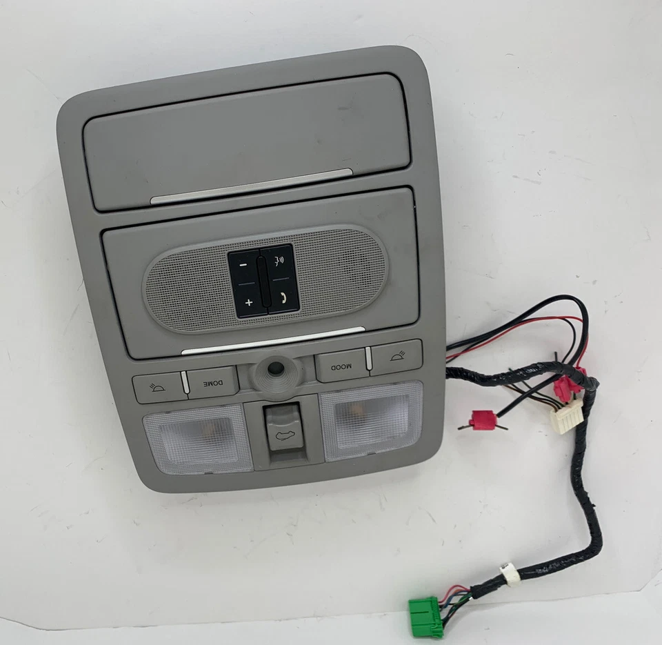 2007-2012 Hyundai Veracruz Dome Map Light W/ Sunrrof Control  OEM - Image 2 of 4