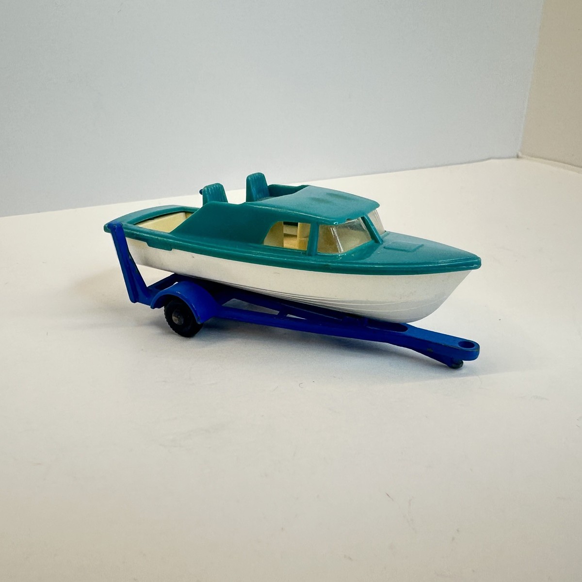 マッチボックスシリーズ　No.9　キャビンクルーザートレーラー Matchbox Lesney Boat No 9 Cabin Cruiser BOAT AND TRAILER | eBay
