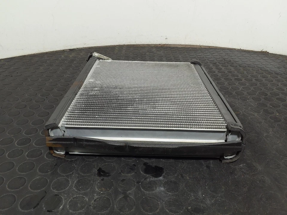 LANDROVER RANGE ROVER A/C Evaporator 2012-2021 - Image 2 of 4