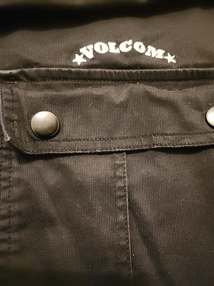 Volcom Commando jacket(S) Womens Vintage Jacket Black Red Flannel Interior - Image 4 of 4