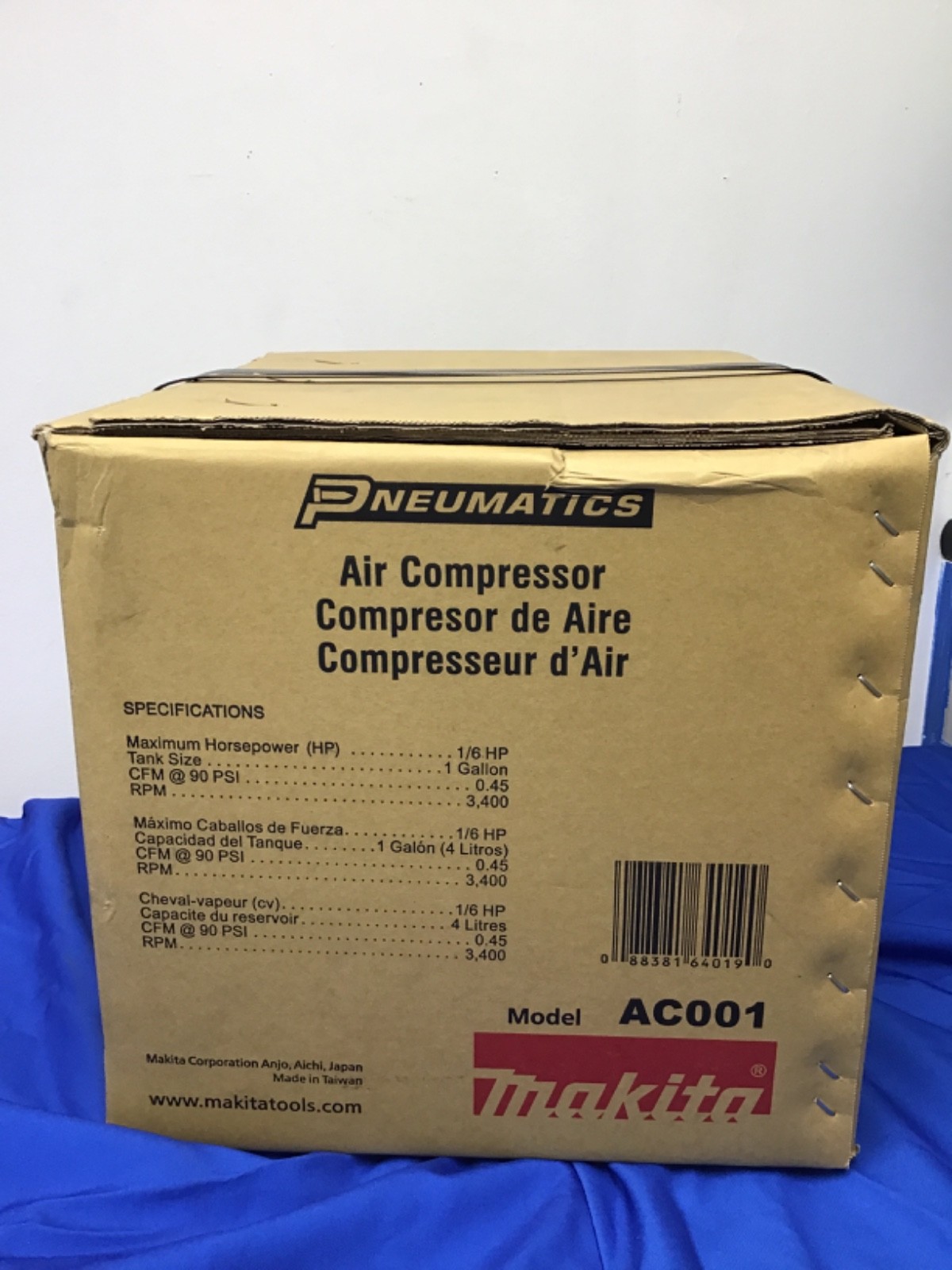 Makita AC001 Portable Air Compressor