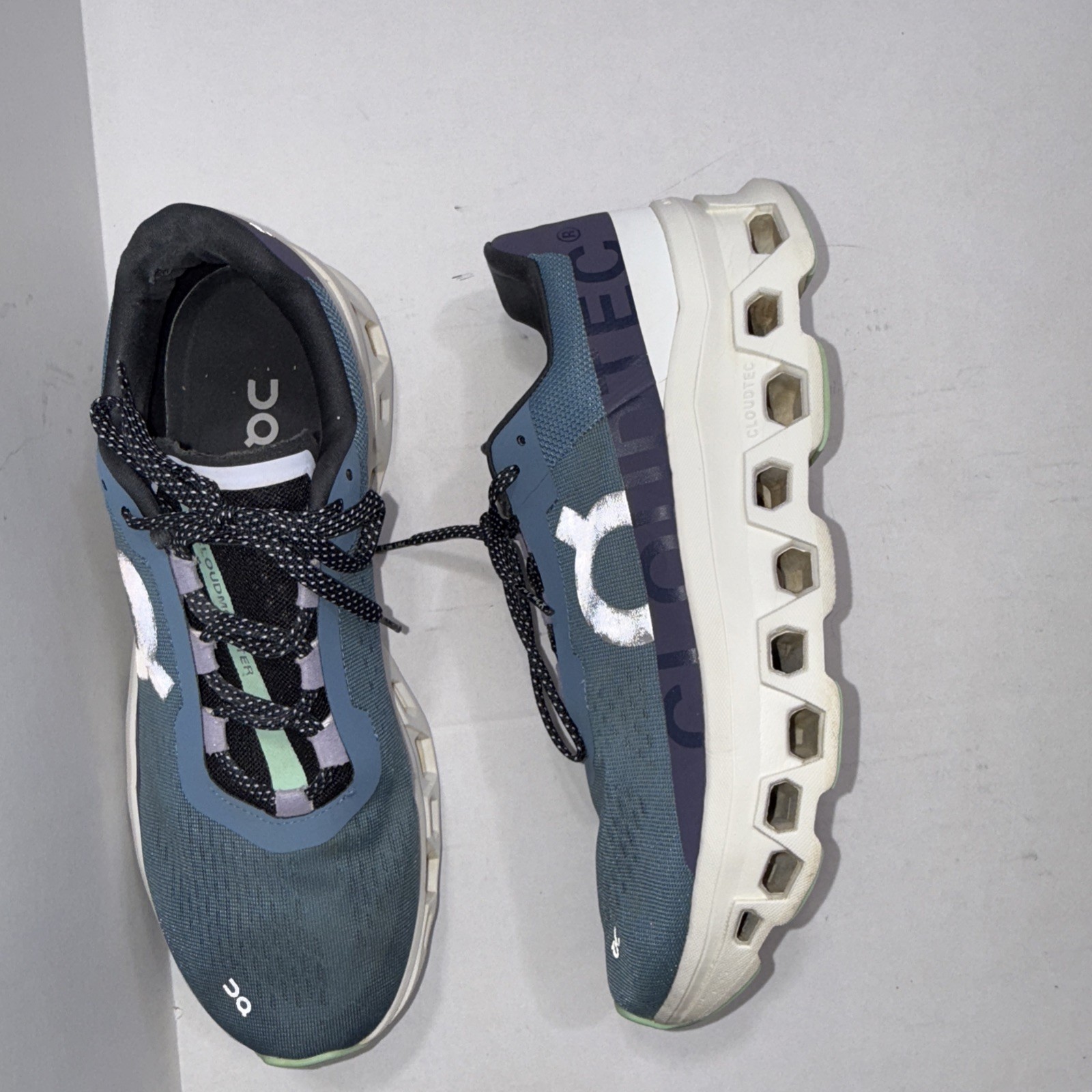 ON Cloud Swiss Engineering Cloudmonster Athleisur… - image 19