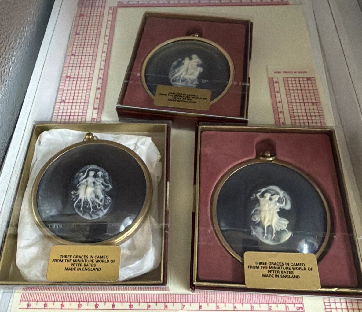 ピーター ベイツ Miniature Peter Bates カメオ 壁飾り Las mejores ofertas en Miniaturas de colección Peter Bates | eBay