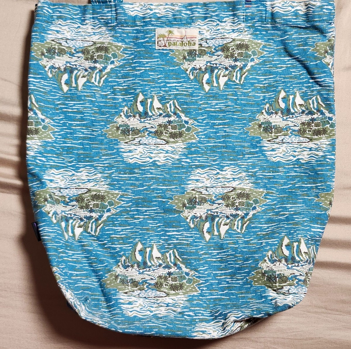バッグ 00s Patagonia Organic Cotton Tote Bag 00s Patagonia Organic Cotton Tote Bag - メルカリ