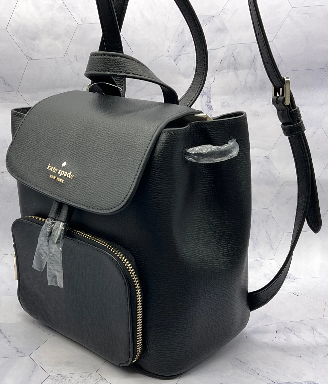 Zaino Kate Spade KA695 Kristi Medium con patta borsa in pelle nera