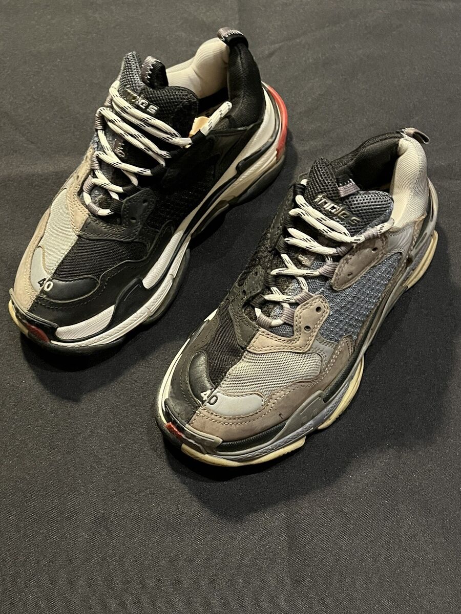 BALENCIAGA FAMOUS TRIPLE S SNEAKERS SHOES ADDS HEIGHT SIZE BALENCIAGA FAMOUS TRIPLE S SNEAKERS SHOES ADDS HEIGHT SIZE