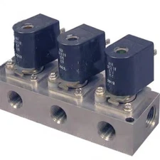 Dema 464M3.16.3D 3-Station High Flow Manifold Valve, Non-Metering with 24VAC DIN