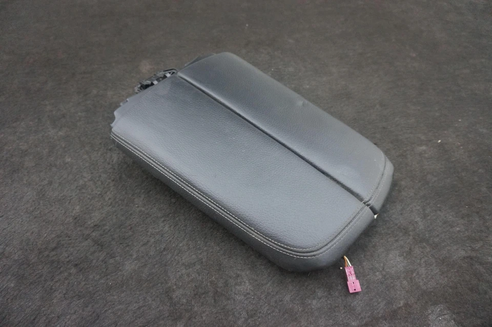 Apoyabrazos consola central delantera cuero negro OEM 51166993216 BMW 740I G12 2016-22 Foto 2 de 4