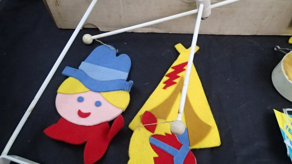 Vintage Eden Mobile Musical Cowboys & Indians In Box Rare Plus Mobile W Germany - Image 3 of 4