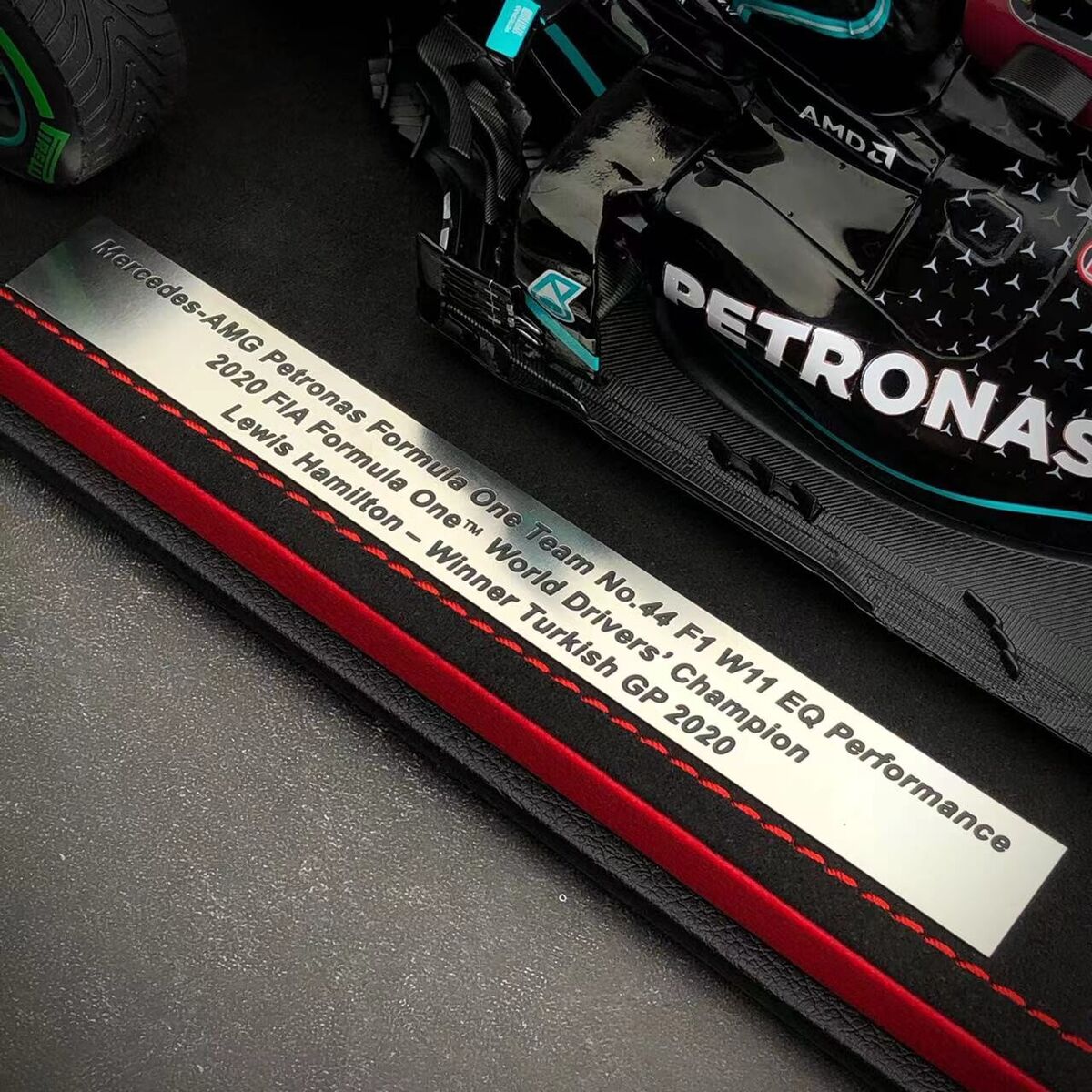 Spark 1/18 Mercedes AMG F1 W11 GP Turkish 2020 World Spark 1/18 Mercedes AMG F1 W11 GP Turkish 2020 World