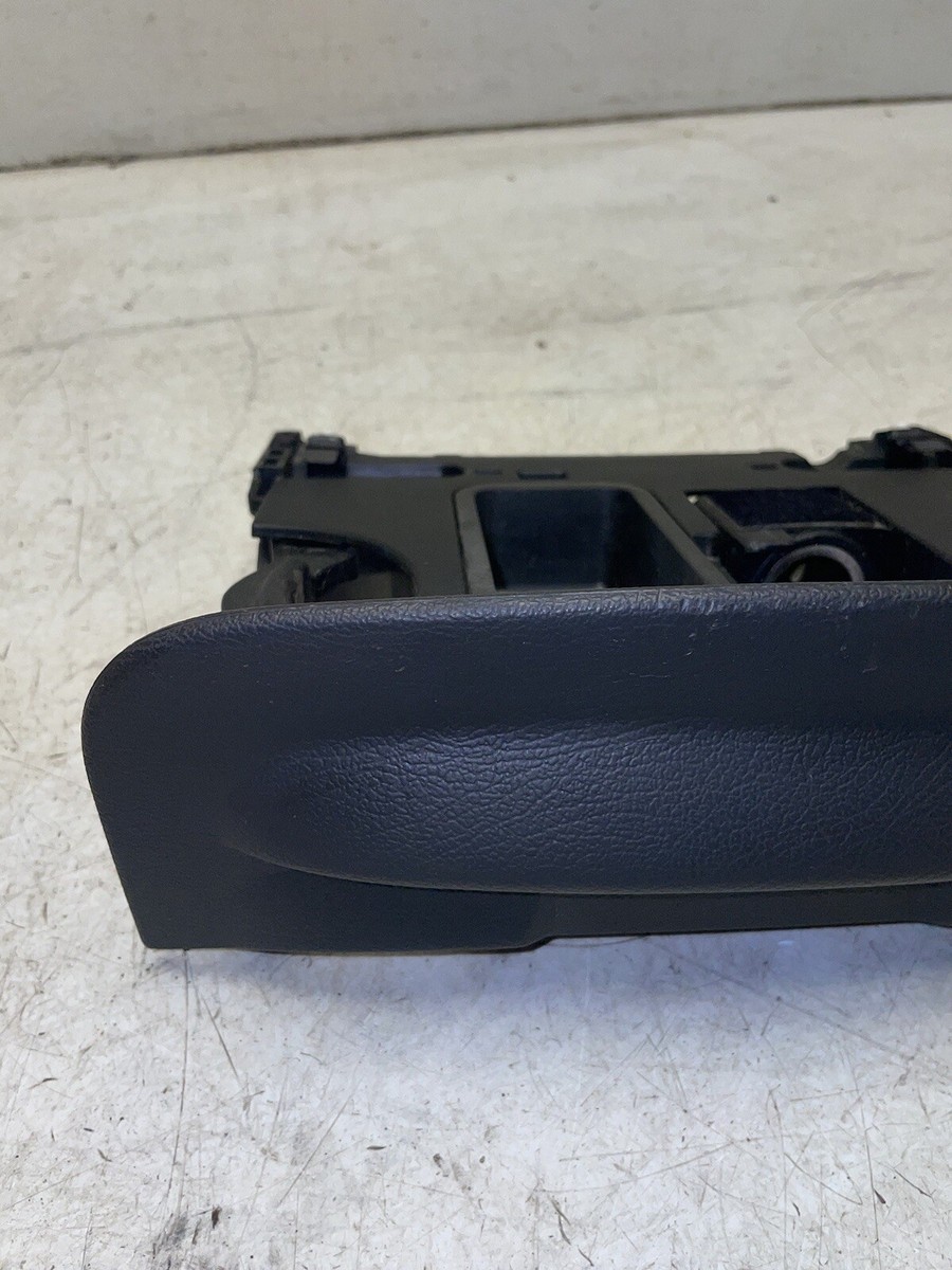 03-11 Crown Victoria Grand Marquis Pull Out Cup Holder Ashtray