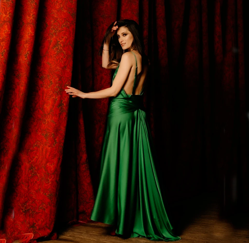 Maxi Vestido Verde Expiación Cecilia Largo Sin Espalda Vestido de Dama de honor Vestido de Noche Foto 2 de 4