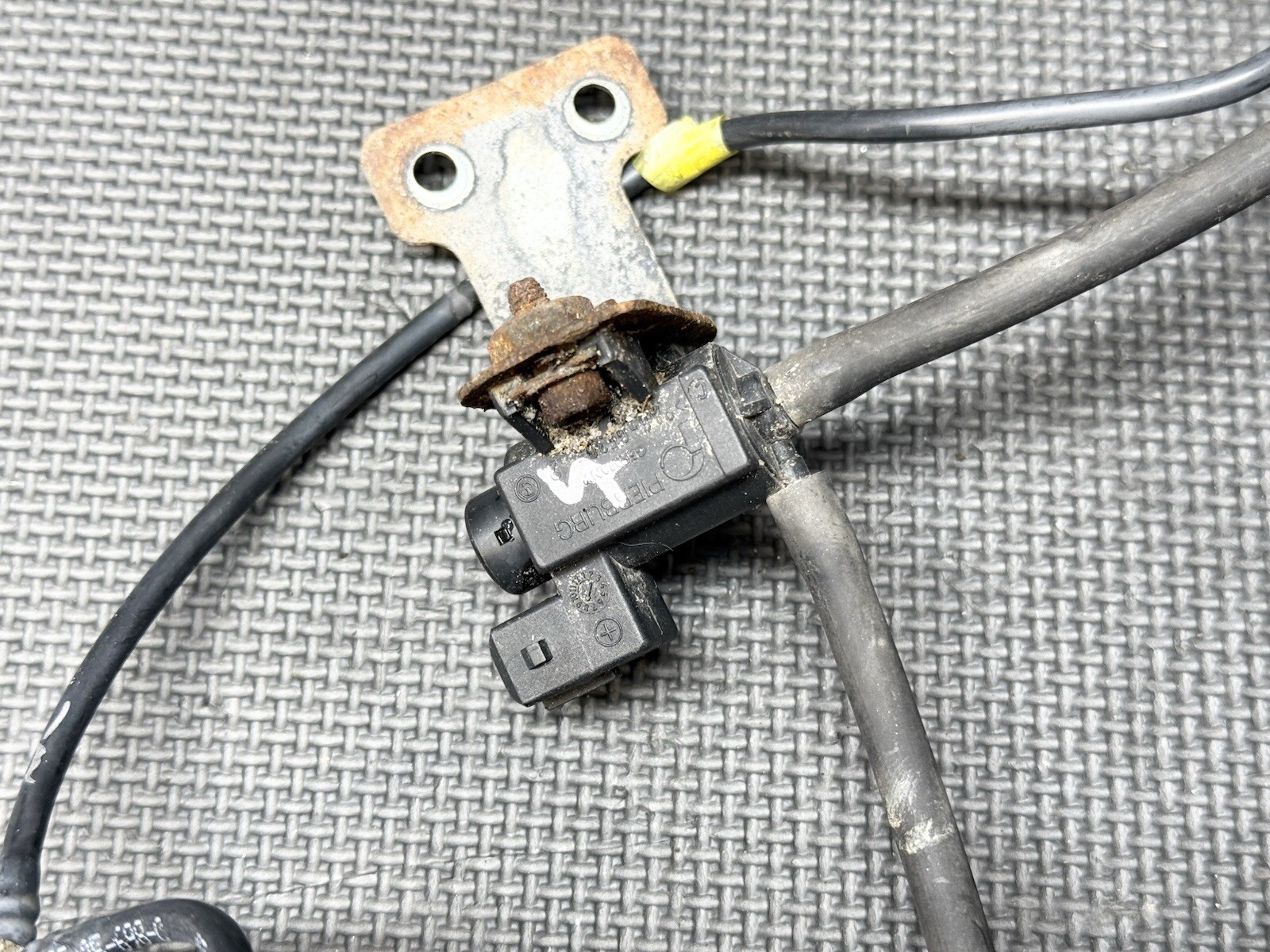 Maserati Quattroporte 2017-2020 Solenoid valve P/N 670002843