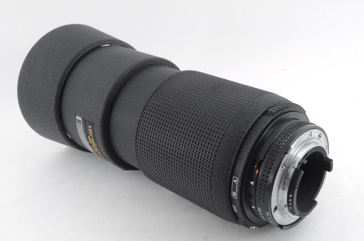 Nikon AF NIKKOR 80-200mm F/2.8 D ED Zoom Lens [Near Mint Nikon AF NIKKOR 80-200mm F/2.8 D ED Zoom Lens [Near Mint