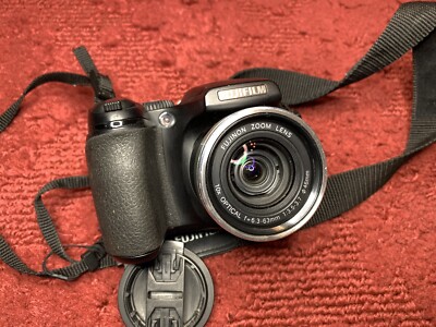 Fujifilm FinePix S Series S700 Digital Camera Black Tested