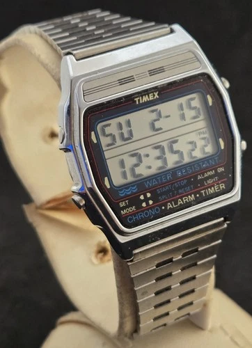 Men's Vintage 1990's Timex Digital Alarm Watch.FREE SHIPPING.