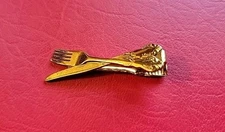 Freemason Gold tone Knife and Fork Degree tie clip NOS