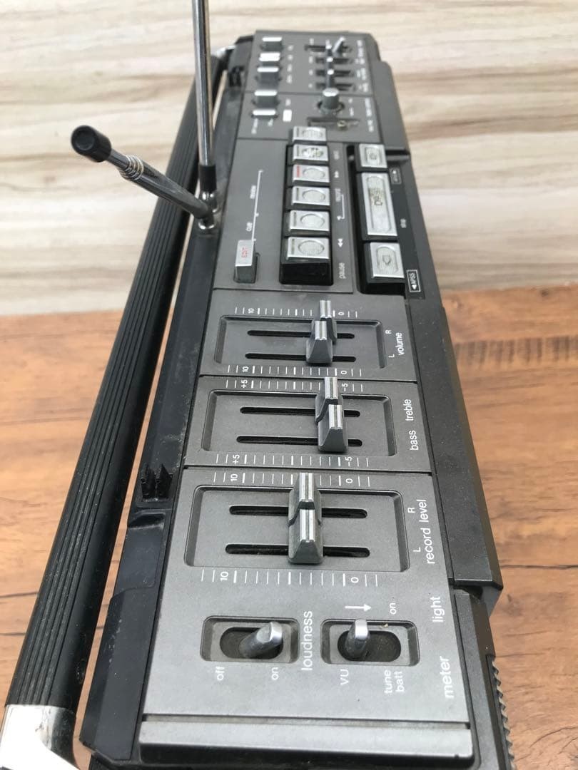 SHARP GF-303SB THE SEARCHER Boombox Radio Works AS-IS Used From