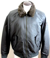 Levi's Men's Flight Bomber Jacket Faux Fur Collar Army Green Water Resistant NWT