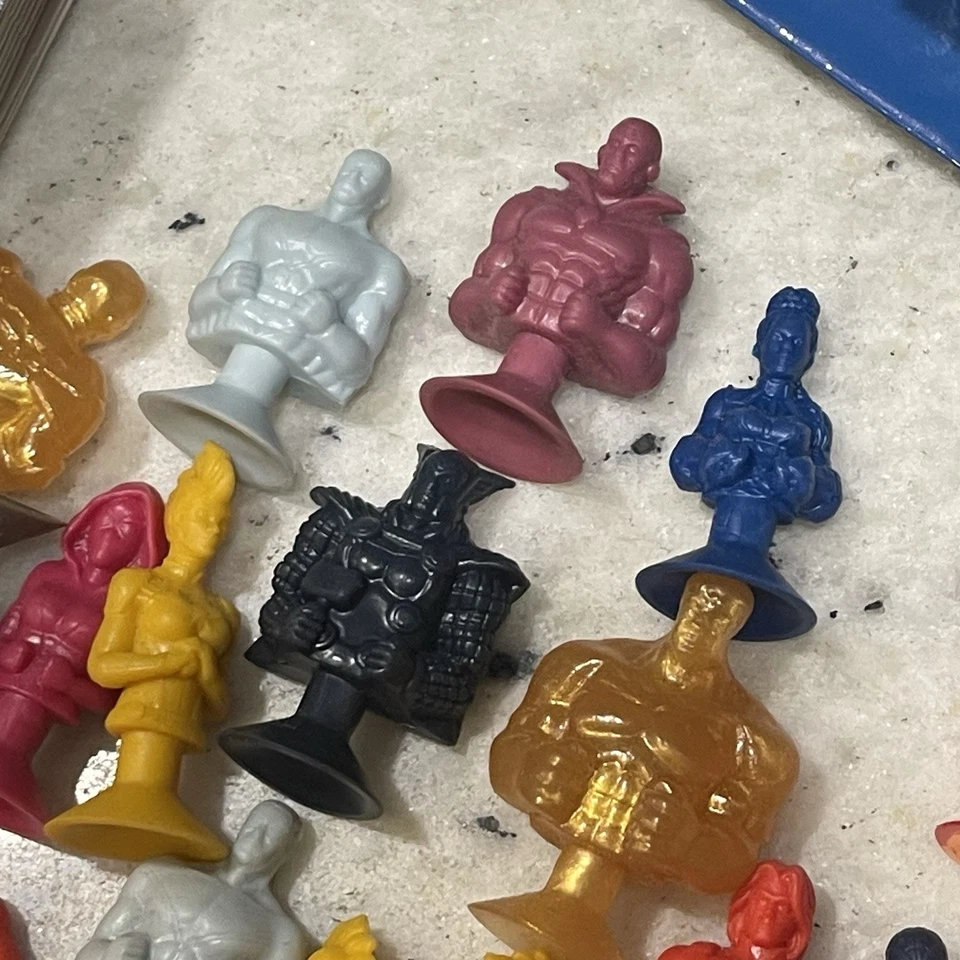 Tarjetas mini figuras álbum Be More colección Micro Popz de Marvel Foto 3 de 4