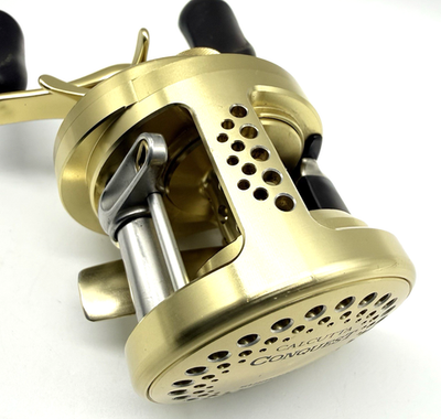 Shimano CALCUTTA CONQUEST 100 Right Handed Baitcasting Reel with