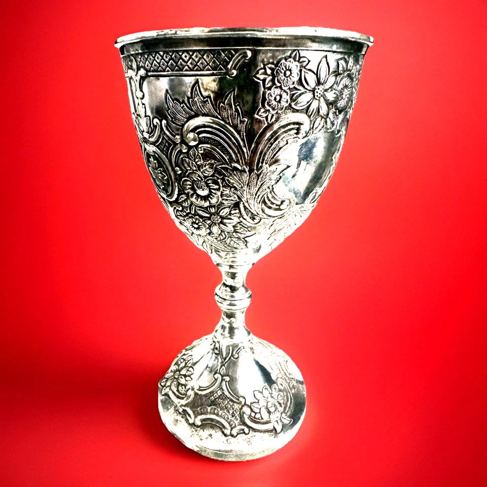 Cáliz de plata de exportación china Qing tardía Cum Wo & Co. (Cantón/Hong Kong) marca Foto 2 de 4