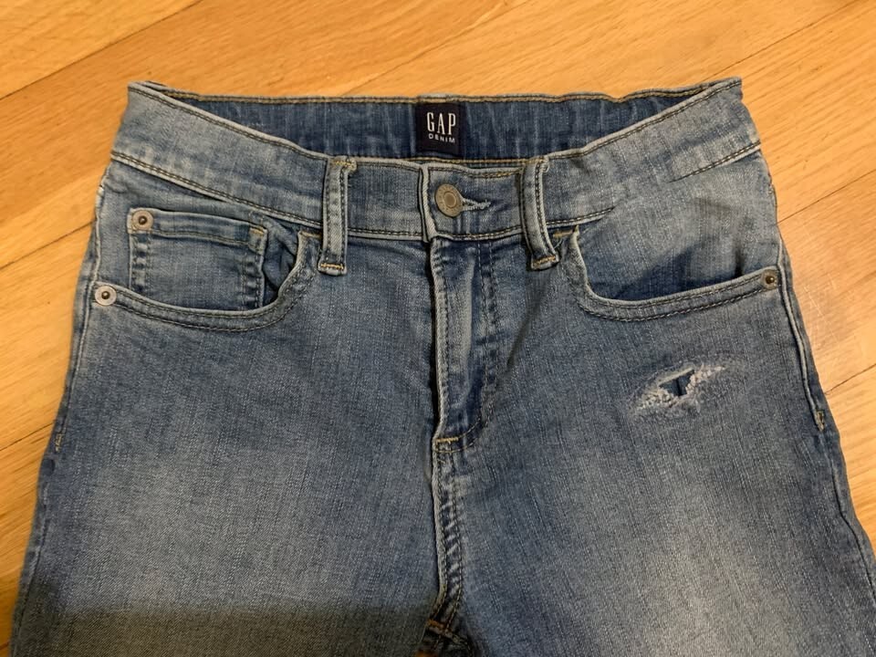 Picture 2 of 6