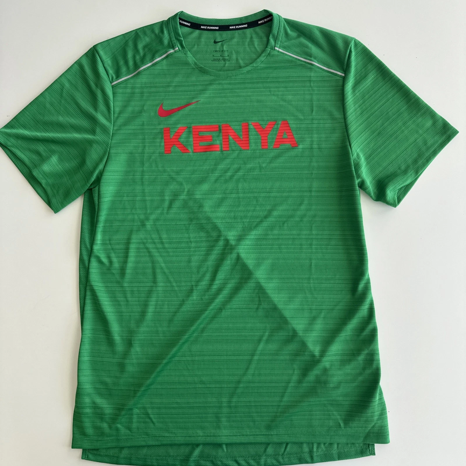 NIKE RUNNING DRI FIT KENYA TEAM ISSUED RUNNING SHIRT GREEN CT0105-320 SZ S