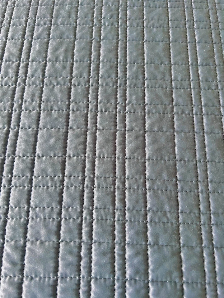 Queen size quilt & 2 shams by Royal Velvet squared pattern steel blue 92” X 96” - Image 3 of 4