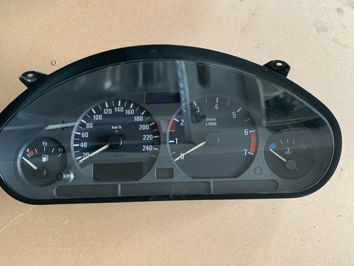 BMW Kombiinstrument Tachometer Tacho VDO 110.008.645/002