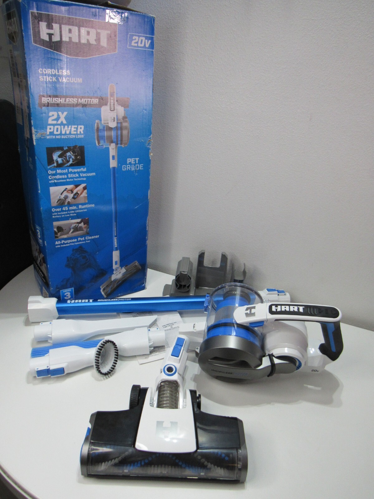 Hart HPSV01 20v Cordless Brushless Stick Vacuum Pet Grade Working