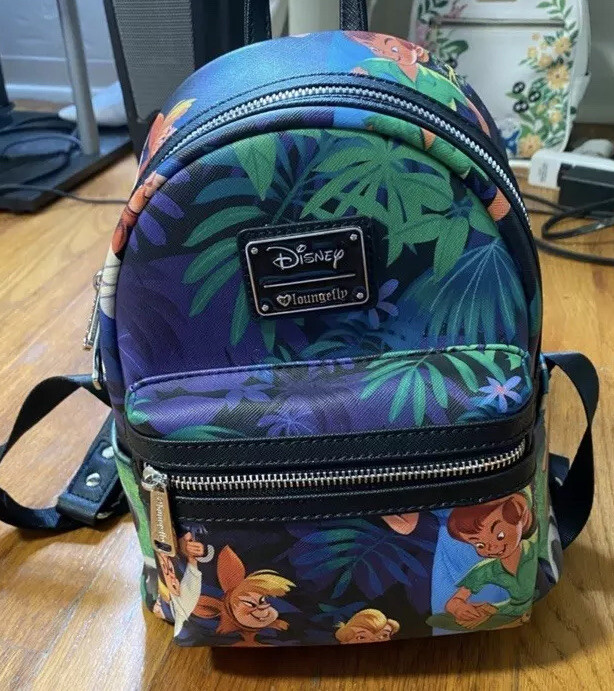 Loungefly Peter Pan mini backpack used Amazon.com: Loungefly Disney Peter Pan You Can Fly 70th  main image 2
