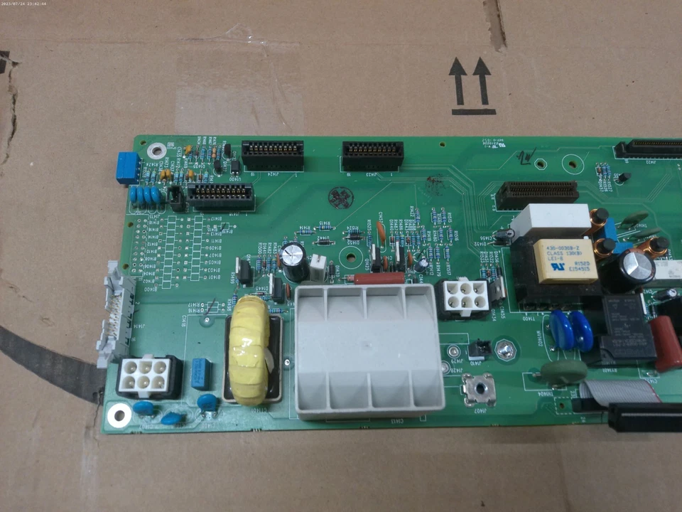 APC 640-3003F-Z-001 Power Board for DLRT8KRMXLT UPS – Tested, Good Condition - Image 2 of 4
