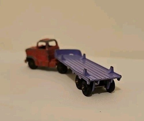 TootsieToy Ford 1967 Red Flat Bed Tractor Trailer Semi Truck Diecast Chicago - Picture 4 of 6
