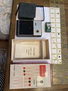 Vintage Jade Model J-162 Solid State 6 Transistor Radio Works | eBay