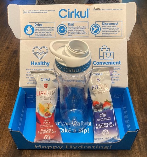 Cirkul 22oz Water Bottle Starter Kit with Blue Lid &amp;amp; 2 Flavor Cartridges
